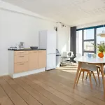 With Shared Kitchen In Дом отдыха *