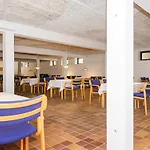 Дом отдыха With Shared Kitchen In *