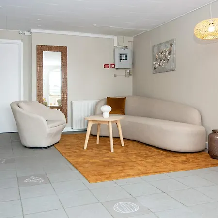 With Shared Kitchen In Ulfborg