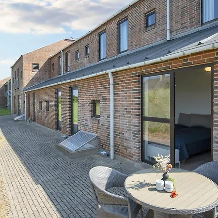 With Shared Kitchen In Ulfborg