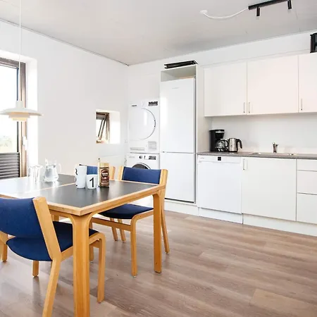 Ferienhaus With Shared Kitchen In