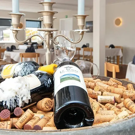 With Shared Kitchen In *