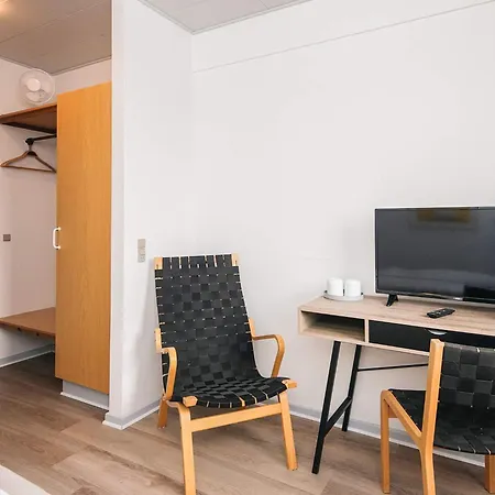 With Shared Kitchen In Ulfborg