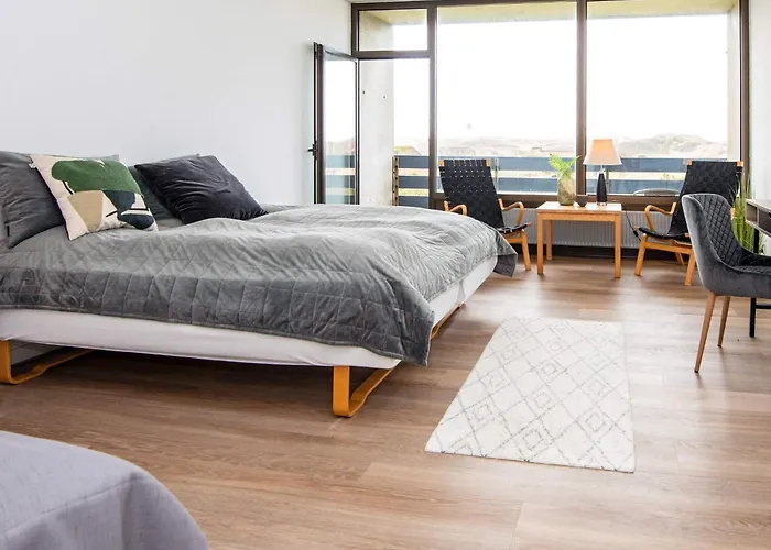 With Shared Kitchen In Сasa de vacaciones *