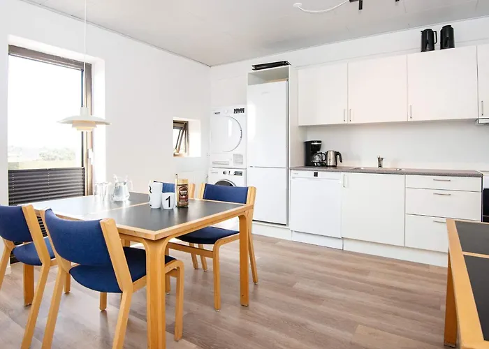 Дом отдыха With Shared Kitchen In