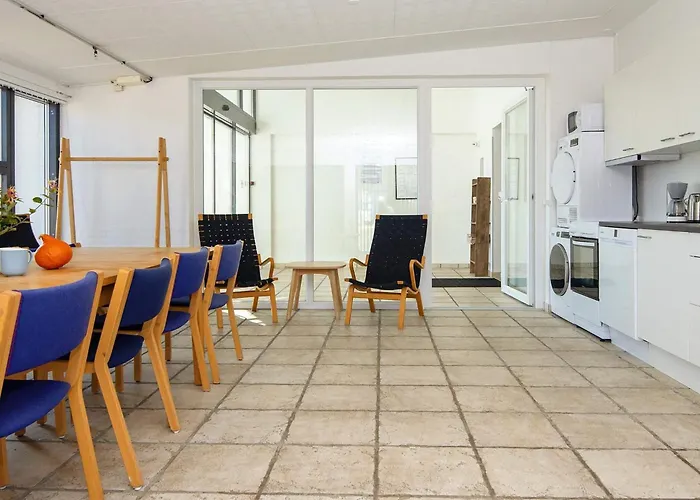 Дом отдыха With Shared Kitchen In