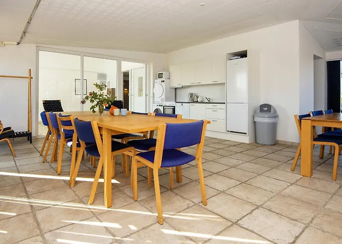Дом отдыха With Shared Kitchen In *